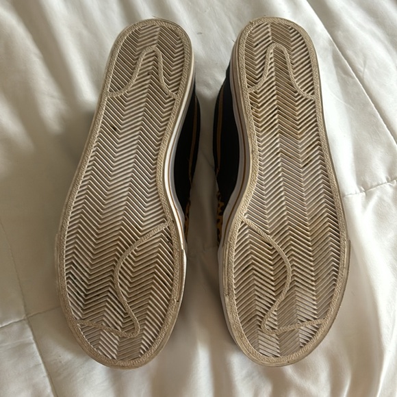 Women’s Nike size 8.5. Only worn 3 or 4 times. - Picture 5 of 6